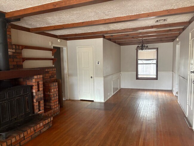 4913 N Independence Ave in Oklahoma City, OK - Building Photo - Building Photo