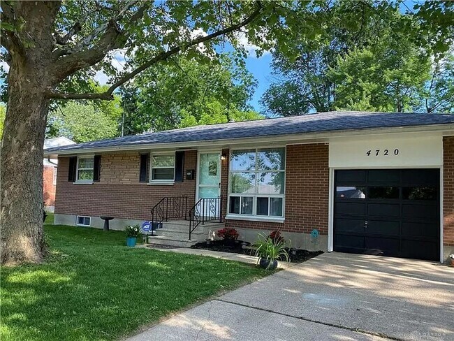 property at 4720 Arcadia Blvd