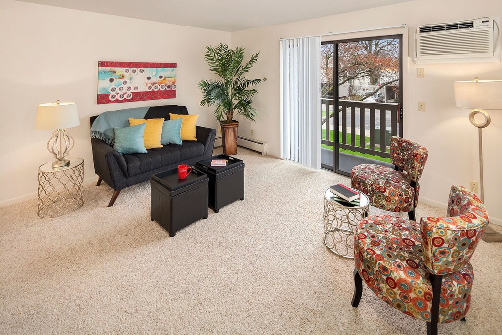 Barclay Apartments & Townhomes in Muskegon, MI