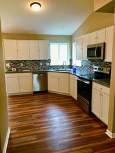 1689 Abigail Way in Ann Arbor, MI - Building Photo - Building Photo