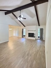 1234 King Henry Dr in Ocean Springs, MS - Building Photo - Building Photo