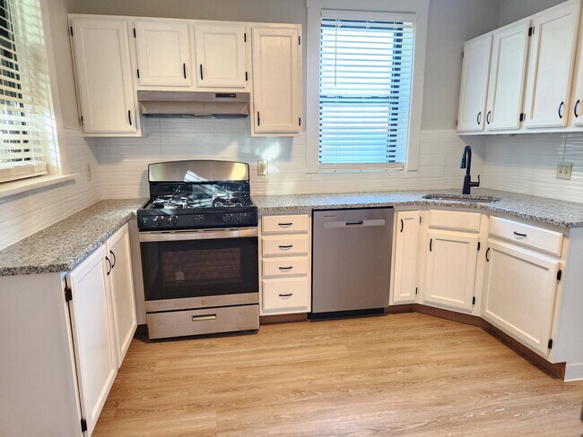 807 Westgate Ave, Unit 1 in University City, MO - Building Photo - Building Photo