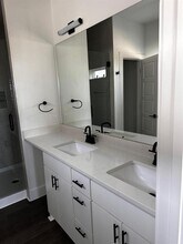 21210 Portsmouth Cove in Lago Vista, TX - Building Photo - Building Photo