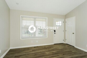 8705 Vision Pl in Louisville, KY - Building Photo - Building Photo