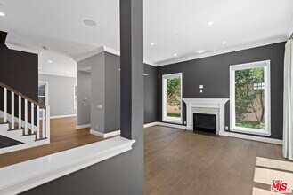 1510 S Carmelina Ave in Los Angeles, CA - Building Photo - Building Photo