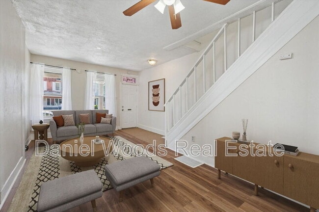 property at 2708 W 7th St