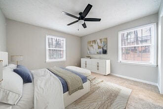 Mountain Place Apartments in Stone Mountain, GA - Building Photo - Building Photo