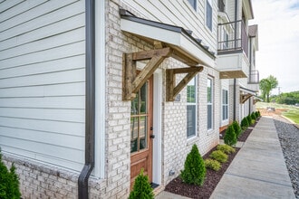 1423 Spring Pointe Ln in Cookeville, TN - Building Photo - Building Photo