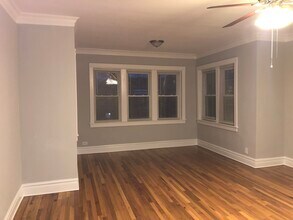 5010 N Sawyer Ave in Chicago, IL - Building Photo - Building Photo