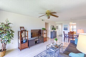 1328 Pasadena Ave S in South Pasadena, FL - Building Photo - Building Photo
