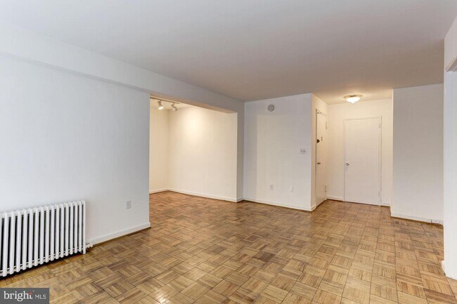 3901 Tunlaw Rd NW-Unit -606 in Washington, DC - Building Photo - Building Photo