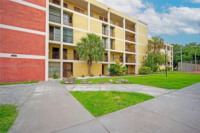 property at 9210 Fontainebleau Blvd