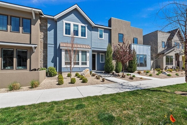 3828 E Parkcenter Blvd in Boise, ID - Building Photo - Building Photo