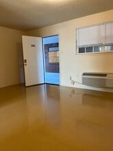 2801 Huey P Long Ave, Unit 105 in Gretna, LA - Building Photo - Building Photo