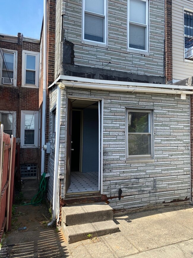 3329 Jasper St in Philadelphia, PA - Building Photo - Building Photo