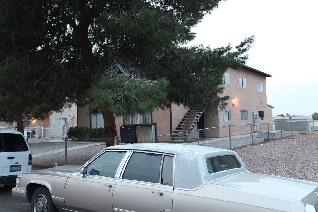 5321 Redberry St in Las Vegas, NV - Building Photo