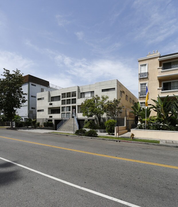 425 S Kingsley Dr in Los Angeles, CA - Foto de edificio