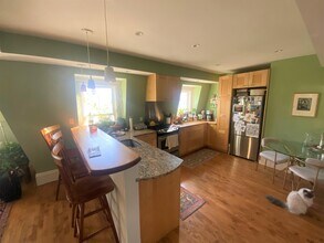 9 Claremon St, Unit 3 in Somerville, MA - Building Photo - Building Photo