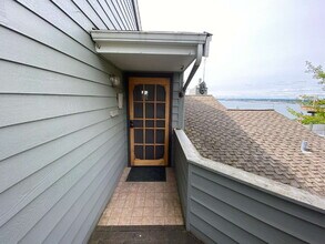 234 Forest Ln in Bellingham, WA - Building Photo - Building Photo
