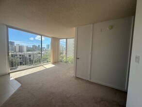 1702 Kewalo St in Honolulu, HI - Building Photo - Building Photo