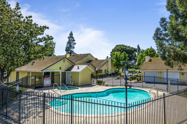 Beckman Park Villa in Lodi, CA - Building Photo - Other