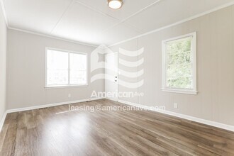 3020 16th Ave SW in Lanett, AL - Building Photo - Building Photo