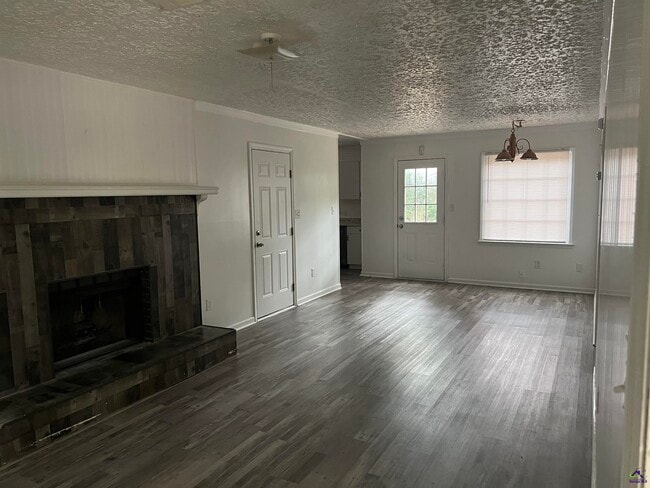 100 Grove Ln in Warner Robins, GA - Building Photo - Building Photo