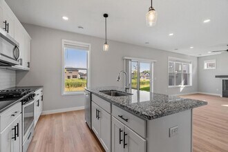 5066 Lander Ave NE in Albertville, MN - Building Photo - Building Photo