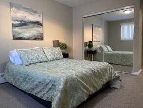 Pinecrest Apartments in Stettler, AB - Building Photo - Building Photo