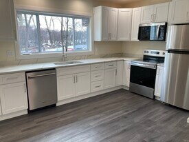 36 Park Ave, Unit 1 in Cambridge, MA - Building Photo