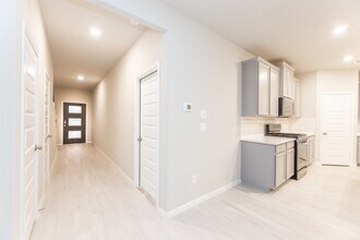 18484 Sunrise Maple Dr in Montgomery, TX - Building Photo - Building Photo