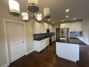 5506 Sunny Cv in Billings, MT - Building Photo - Building Photo