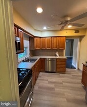 1000 Edann Rd in Oreland, PA - Building Photo - Building Photo