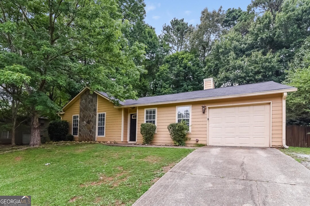910 Park Creek Cir in Lawrenceville, GA - Building Photo