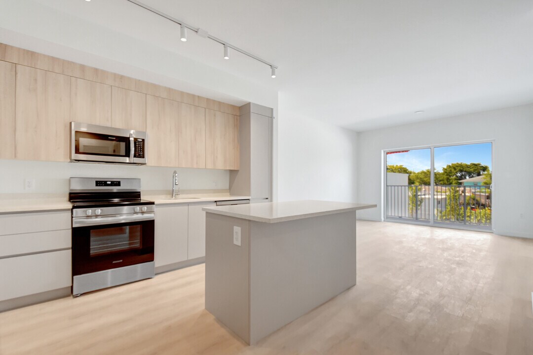 232 Fordham Dr, Unit A1 in Lake Worth Beach, FL - Foto de edificio