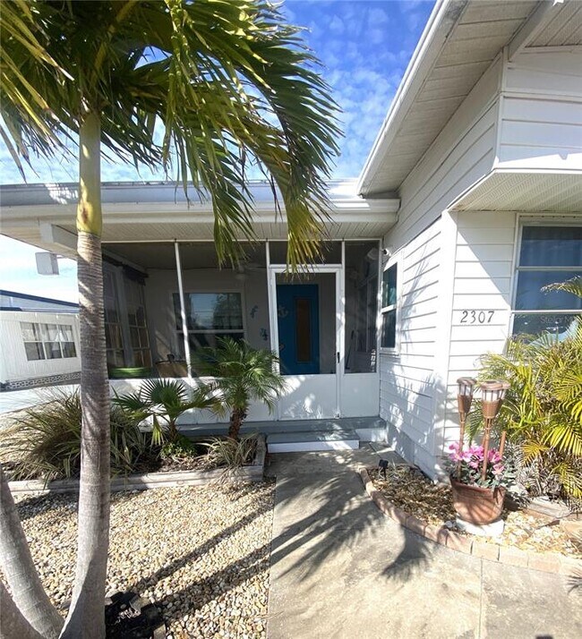 2307 New York Ave in Bradenton, FL - Building Photo - Building Photo
