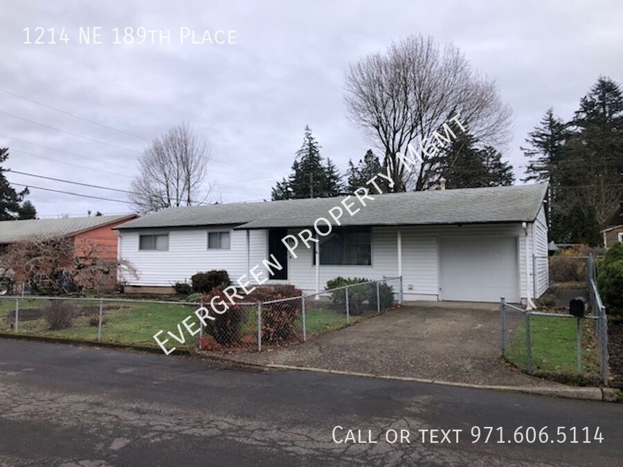 1214 NE 189th Pl in Portland, OR - Building Photo