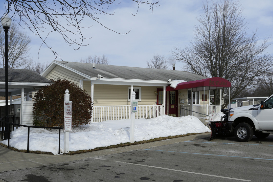 Brentwood Mobile Village in Kentwood, MI - Building Photo