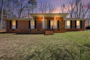 755 Branchwater Rd in Asheboro, NC - Building Photo