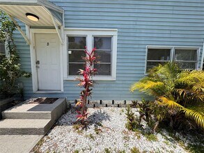 5426 31st Ave S in Gulfport, FL - Building Photo - Building Photo