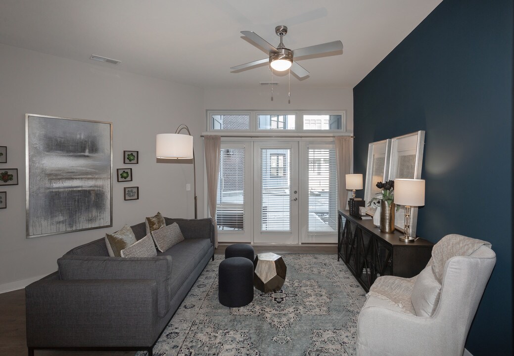 Midtown Flats in Carmel, IN - Foto de edificio