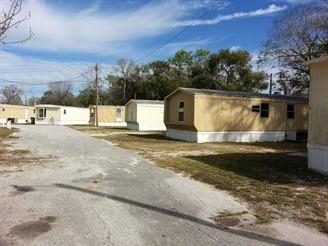 Plant Mobile Home Park in Lakeland, FL - Foto de edificio