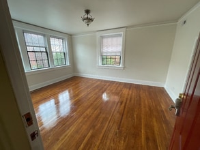 911 Spotswood Ave in Norfolk, VA - Building Photo - Building Photo