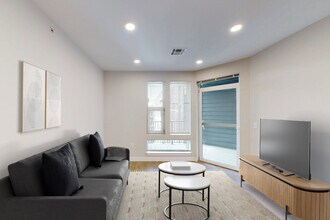 290 Mishawum Rd-Unit -FL1-ID1673A in Woburn, MA - Foto de edificio - Building Photo