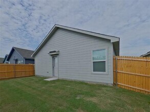 807 Ponderosa Ln in Princeton, TX - Building Photo - Building Photo