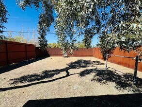 2643 N Alvernon Way in Tucson, AZ - Building Photo - Building Photo