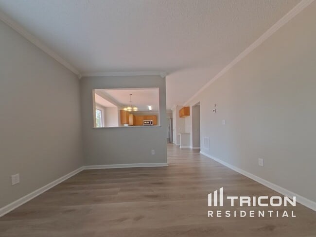 661 Thornhill Dr in Columbia, SC - Building Photo - Building Photo