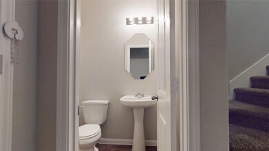 3535 Cannon Dr in Conroe, TX - Foto de edificio - Building Photo