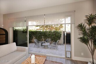 7464 E Paraiso Dr in Scottsdale, AZ - Building Photo - Building Photo