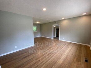 7707 Canyon Dr in Chattanooga, TN - Building Photo - Building Photo